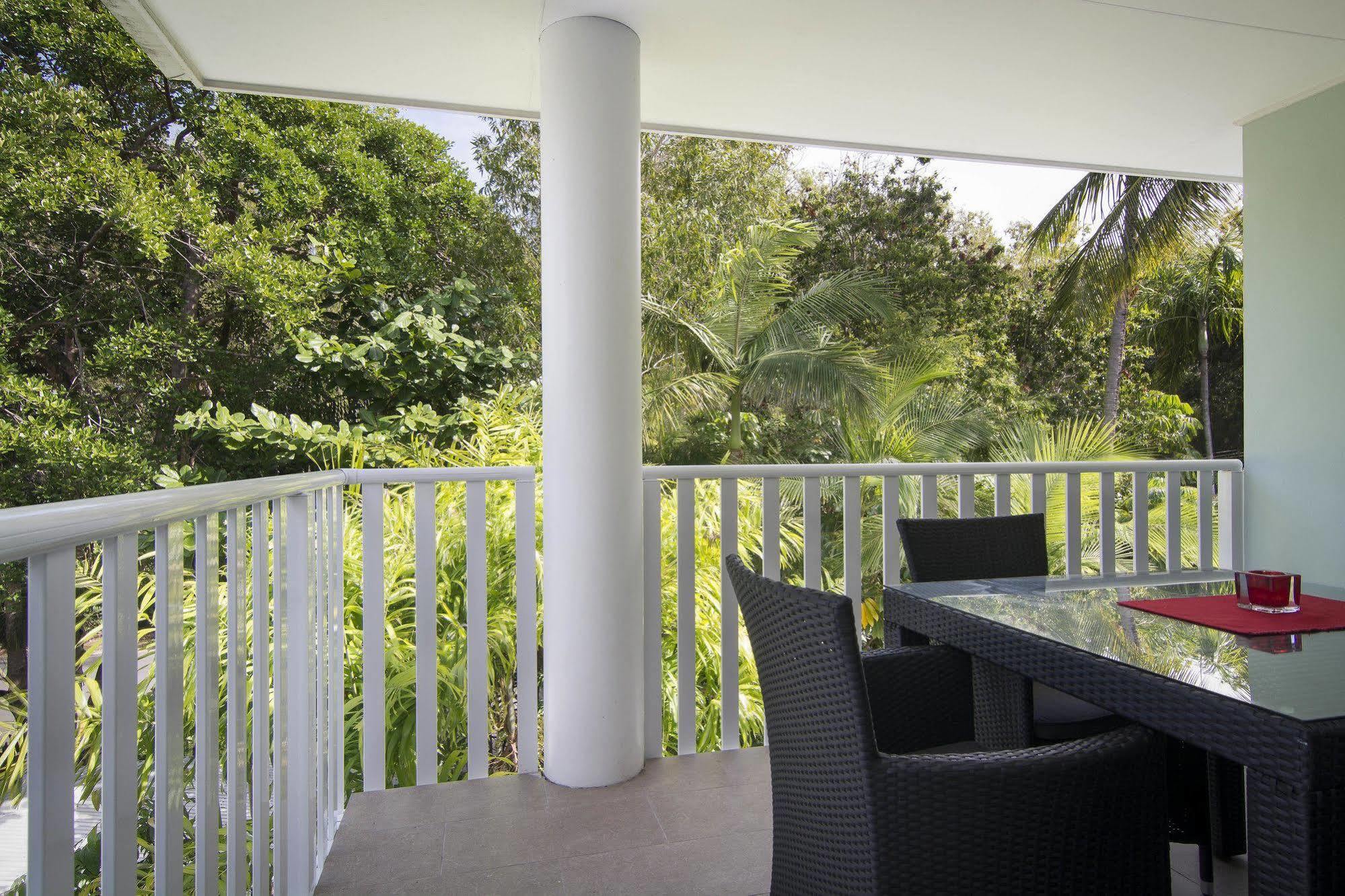 Outrigger Apartments Port Douglas Dış mekan fotoğraf