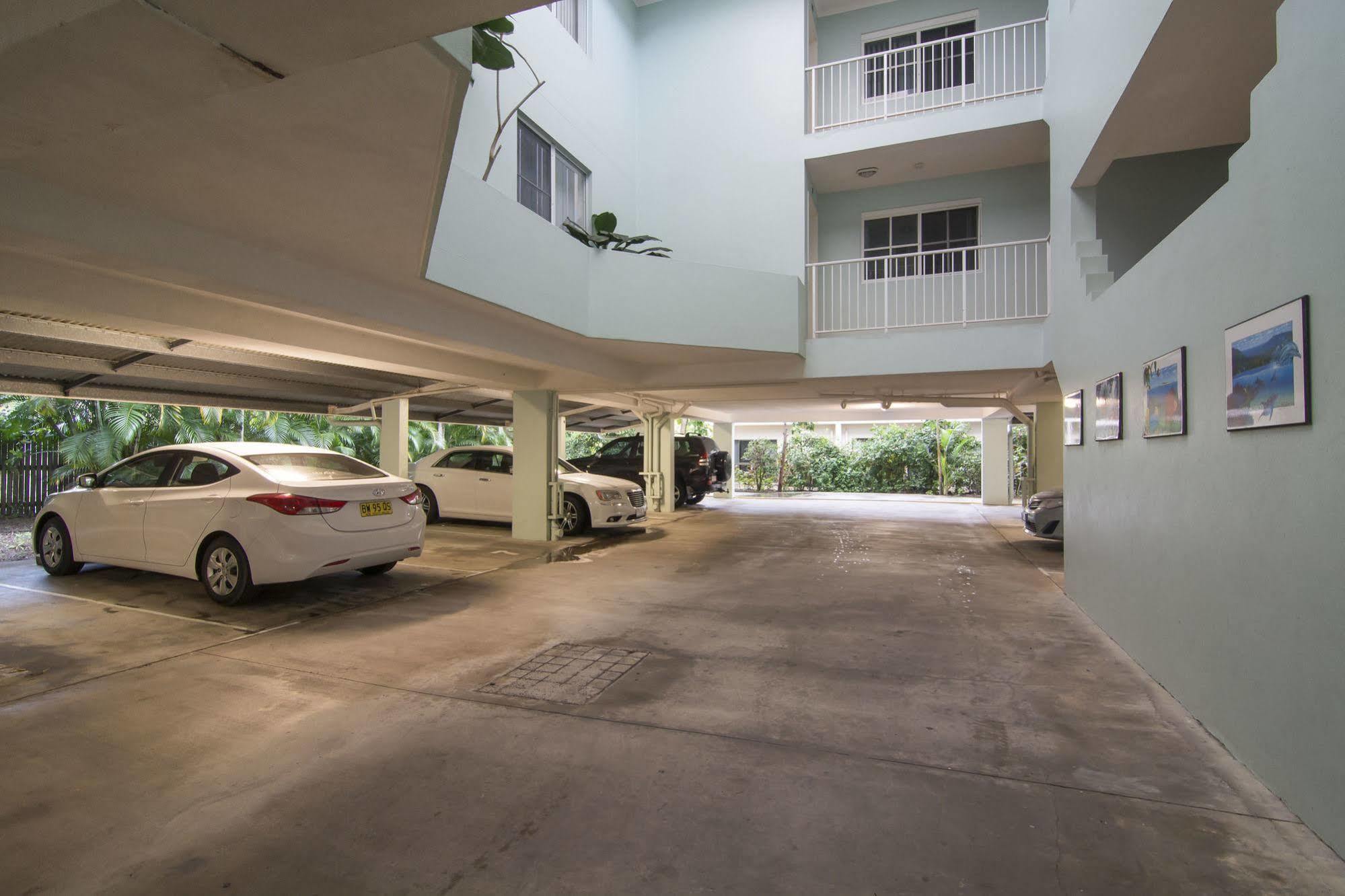 Outrigger Apartments Port Douglas Dış mekan fotoğraf